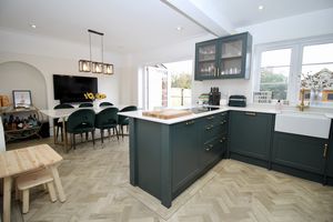 Photo 8- click for photo gallery